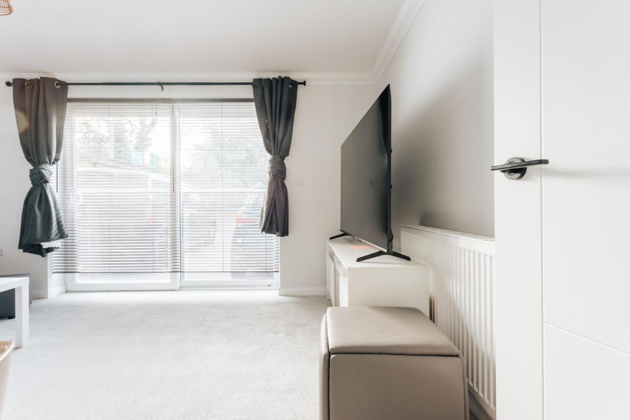 Premier Refurbished Central Flat บอร์นมัธ ภายนอก รูปภาพ