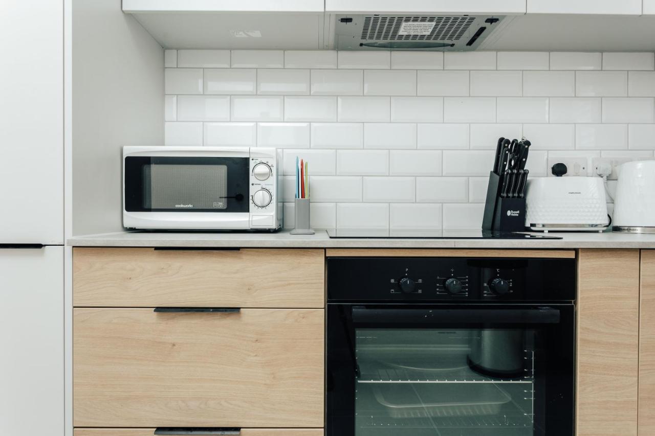 Premier Refurbished Central Flat บอร์นมัธ ภายนอก รูปภาพ