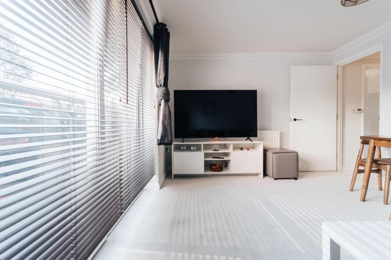Premier Refurbished Central Flat บอร์นมัธ ภายนอก รูปภาพ